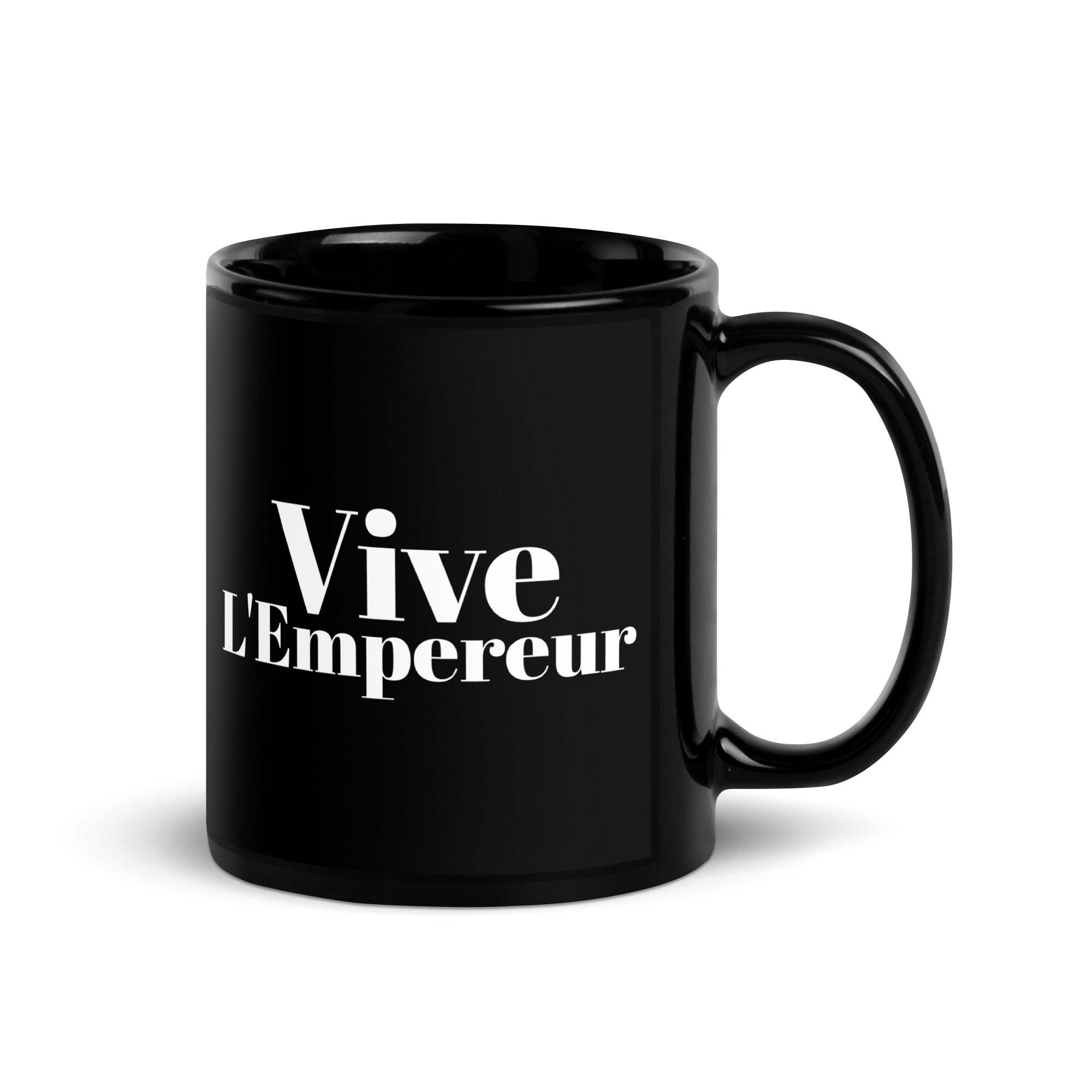 Black mug with 'Vive L'Empereur' text on a white background