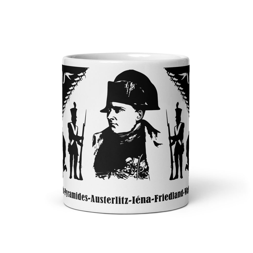 Mug with Napoleon between his soldiers and the list of all his successful battles